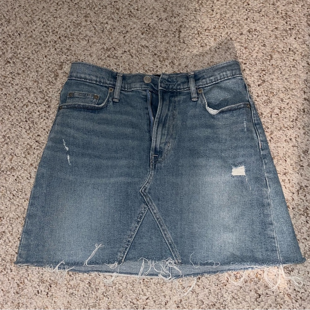 Gap denim mini skirt size 0